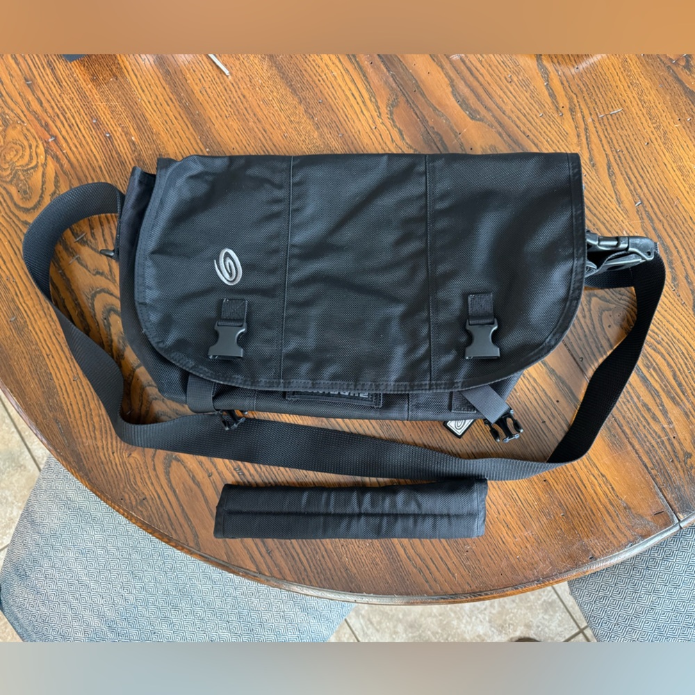 Timbuk2 Classic Messenger Bag, Medium